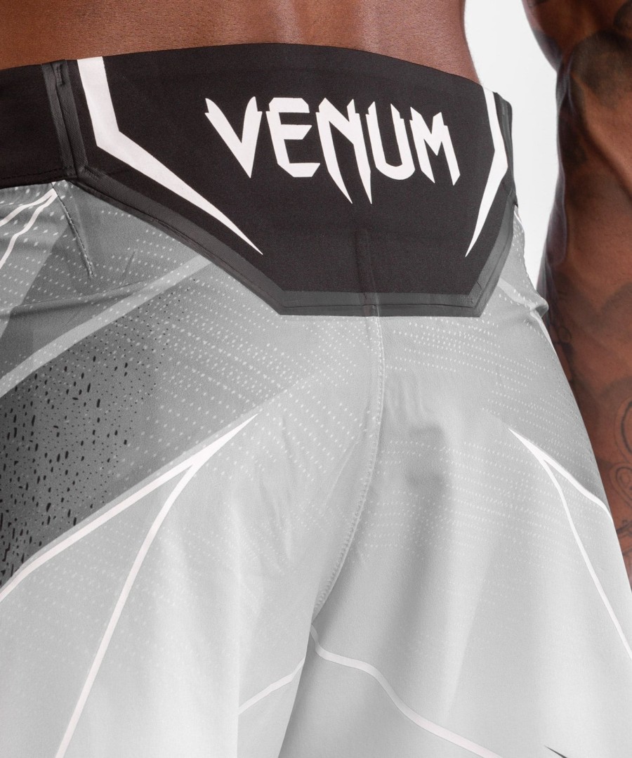 ufc venum authentic fight night gladiator shorts voor heren - wit