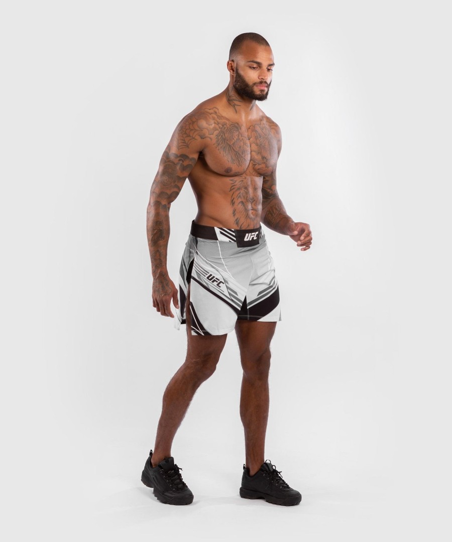 ufc venum authentic fight night gladiator shorts voor heren - wit